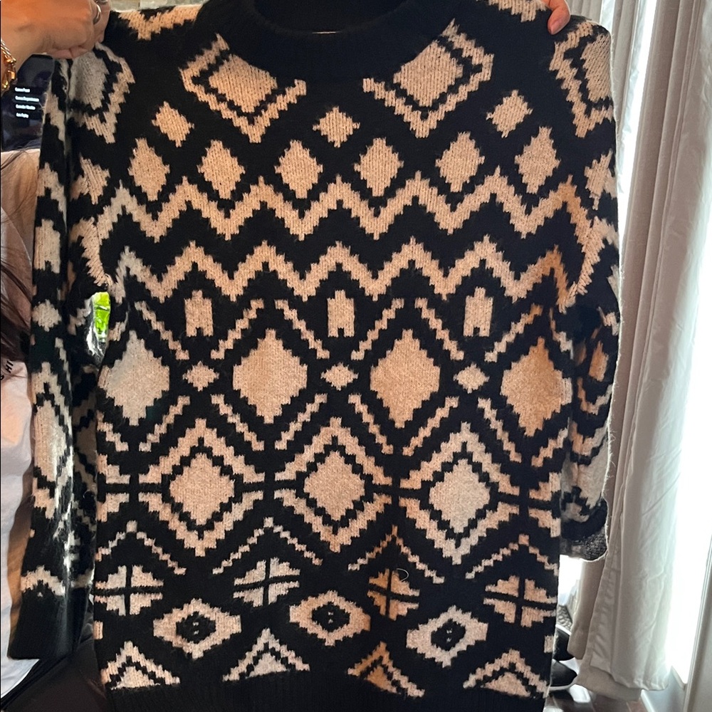 H&M Monochrome Knit Sweater